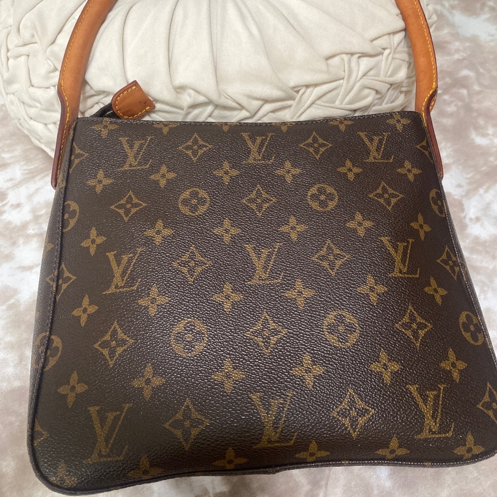 Lv purse